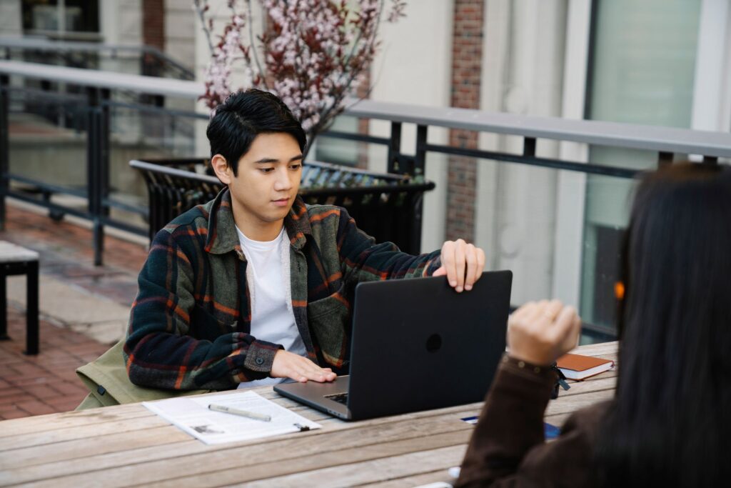 Digital Tools All Middle School Students Should Use