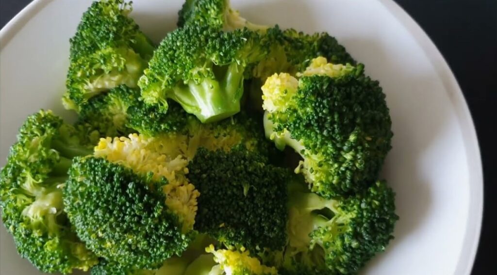 Best Foods for Students to Boost Brain Power | Leafy Green Vegetables