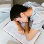 Avoid Procrastination and Stay On Track
