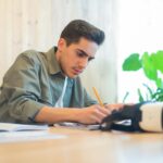 Why Students Should Learn to Manage Their Mental Health Early